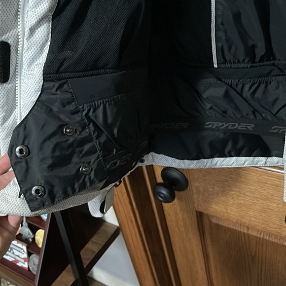 Spyder Ski Jacket Women - Picture 10 of 12